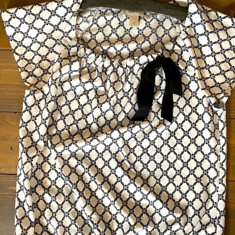 Loft petite top - Picture 1 of 2